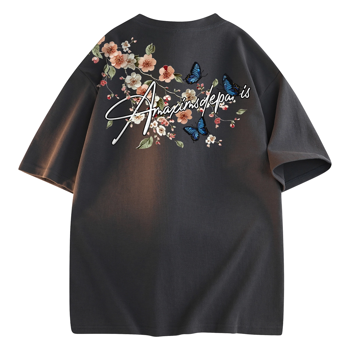maxim's de paris T
