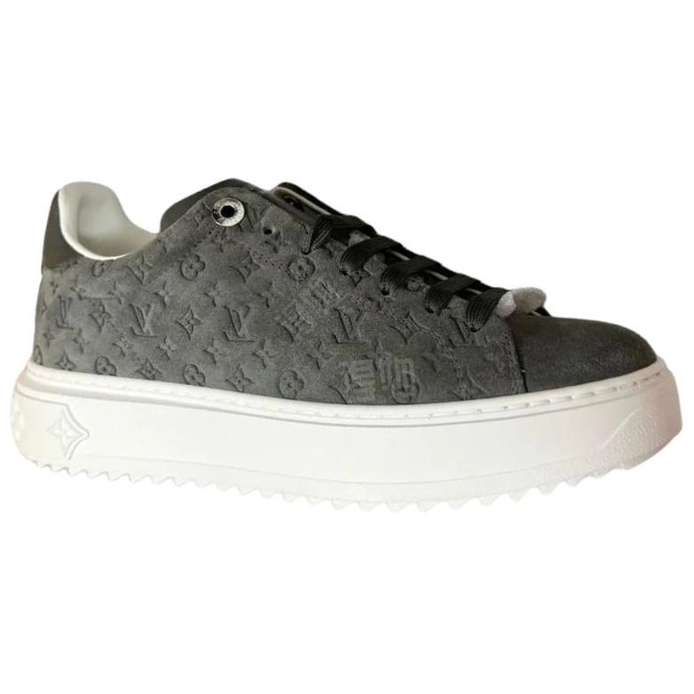 LOUIS VUITTON Time Out
