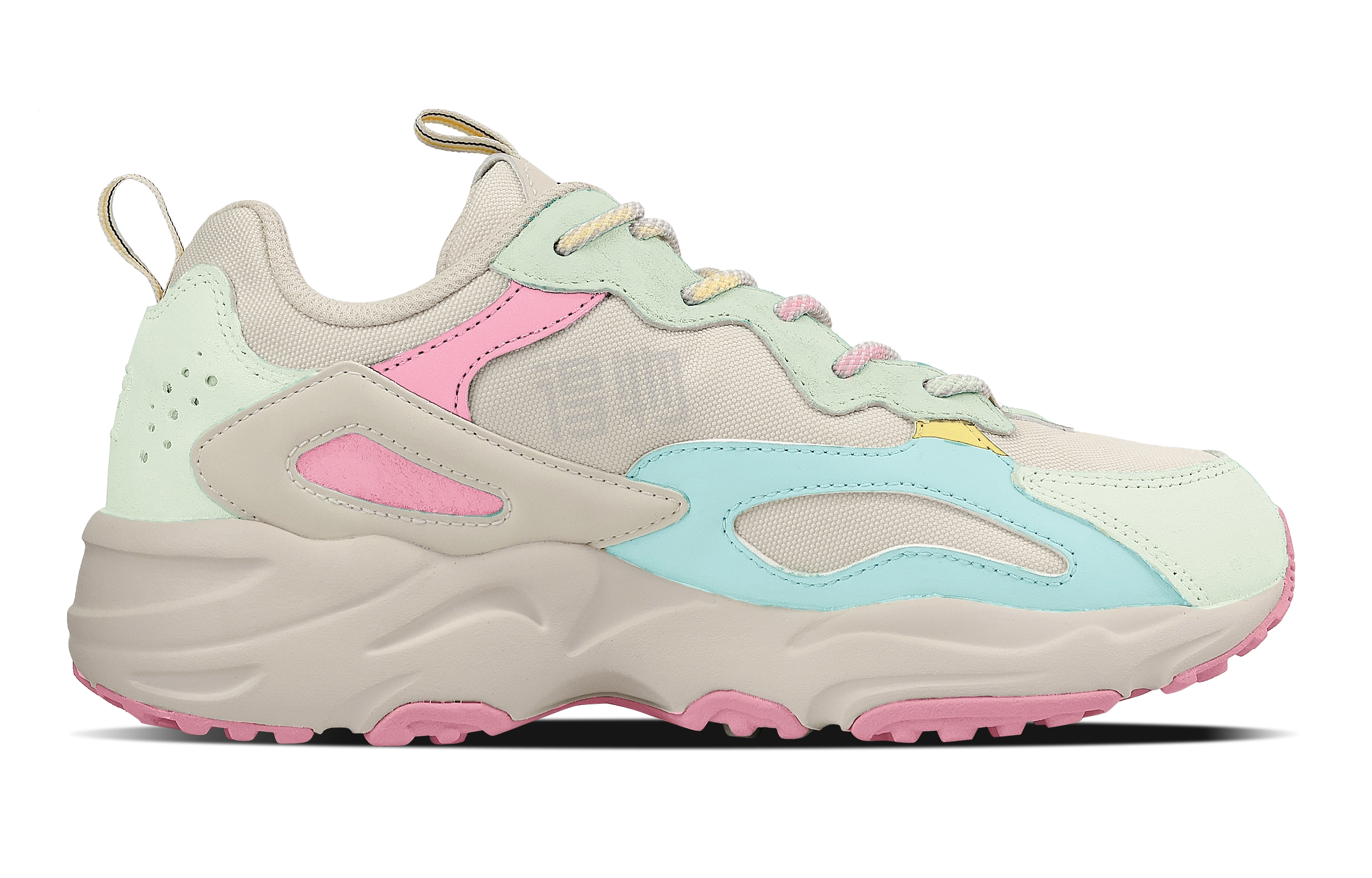 FILA Tracer