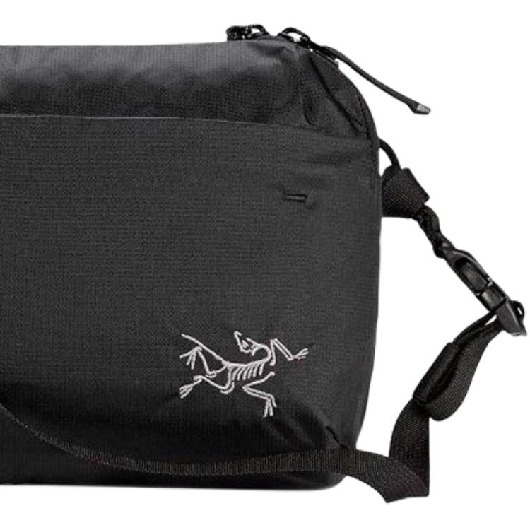 25 Arcteryx Heliad 6L