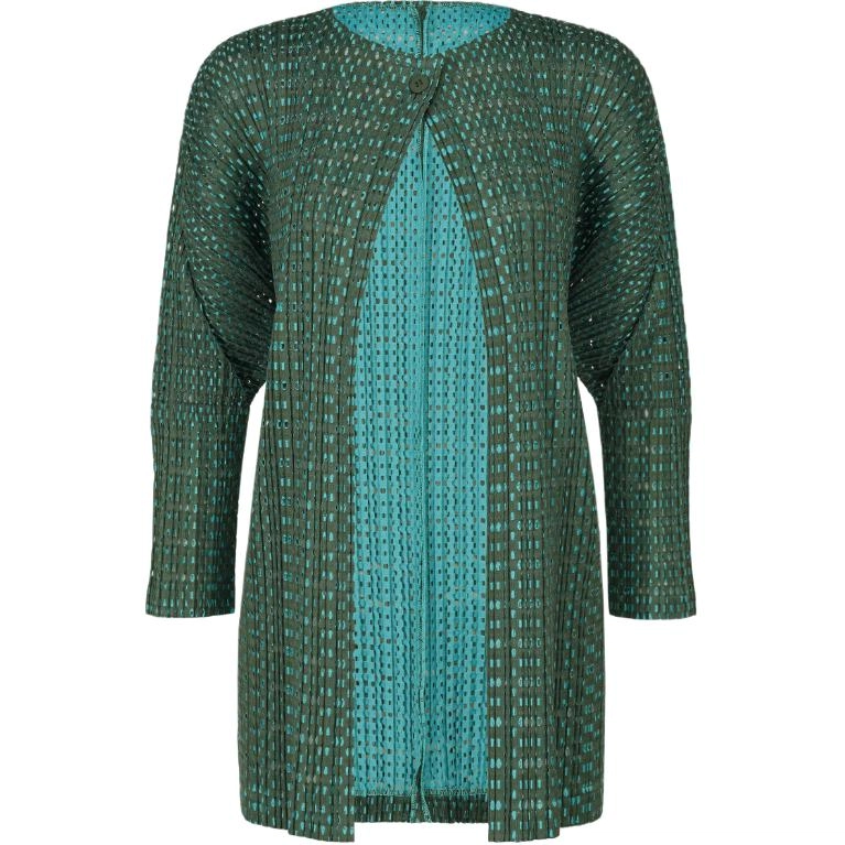 PLEATS PLEASE ISSEY MIYAKE