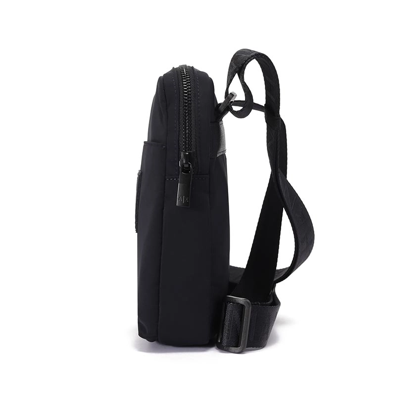 ARMANI EXCHANGEAE