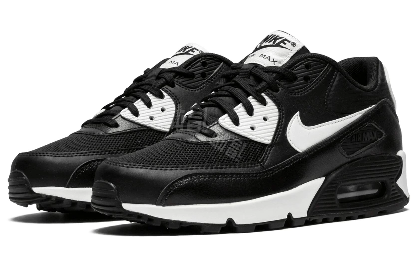 Nike Air Max 90 Essential