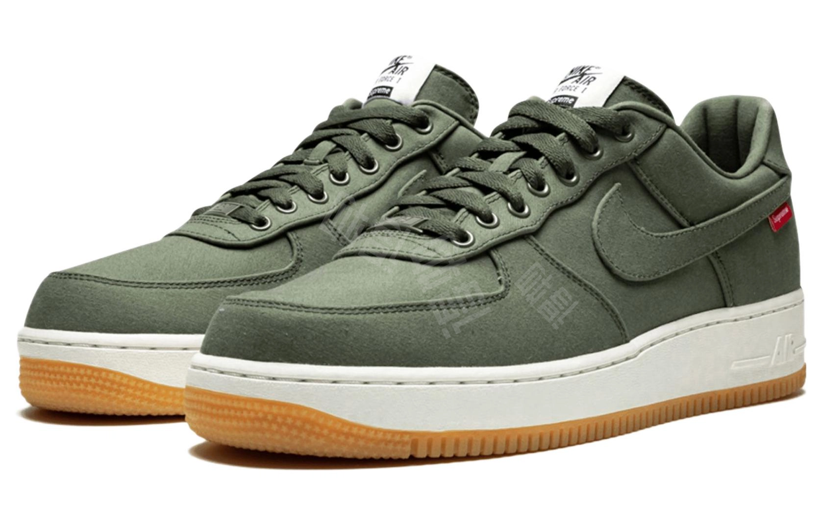 Supreme x Nike Air Force 1 Low
