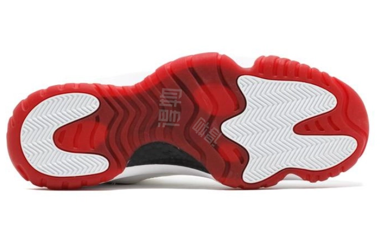 Jordan Air Jordan 11 Retro Low White Red (2012)