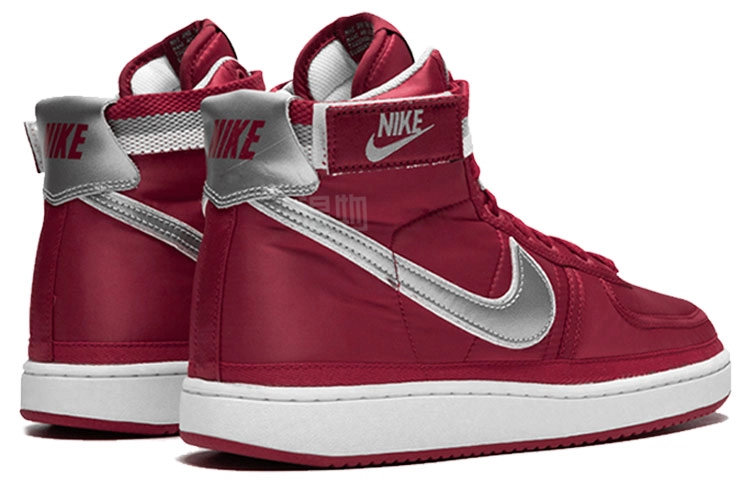 Nike Air Vandal HIGH SUPREME QS UNIVERSITY RED