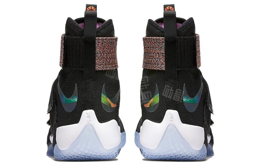 Nike zoom soldier 10 Cosmic