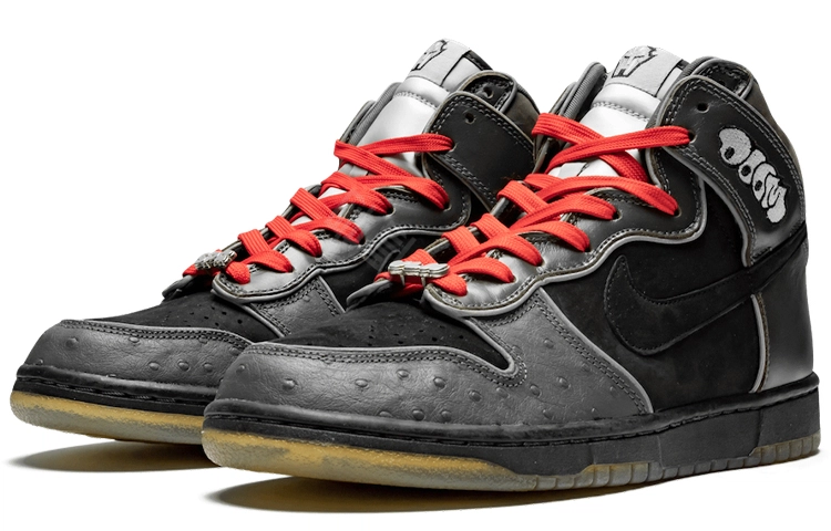 Nike Dunk SB MF Doom