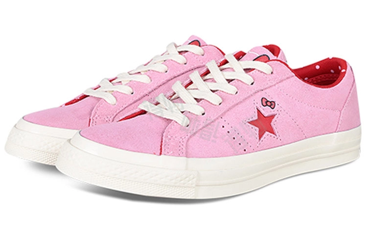 Hello Kitty x Converse One Star