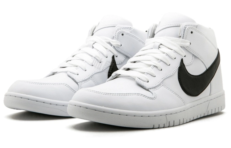 Riccardo Tisci x Nike Dunk Lux Chukka
