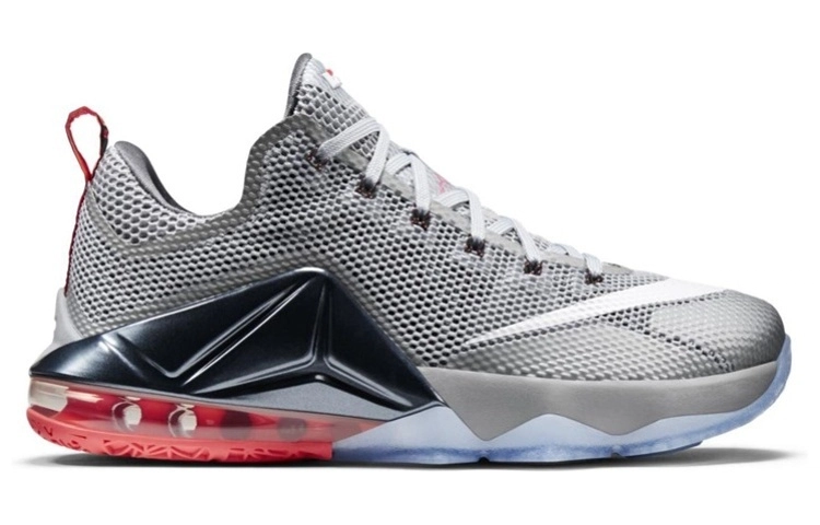 Nike Lebron 12 low Earned