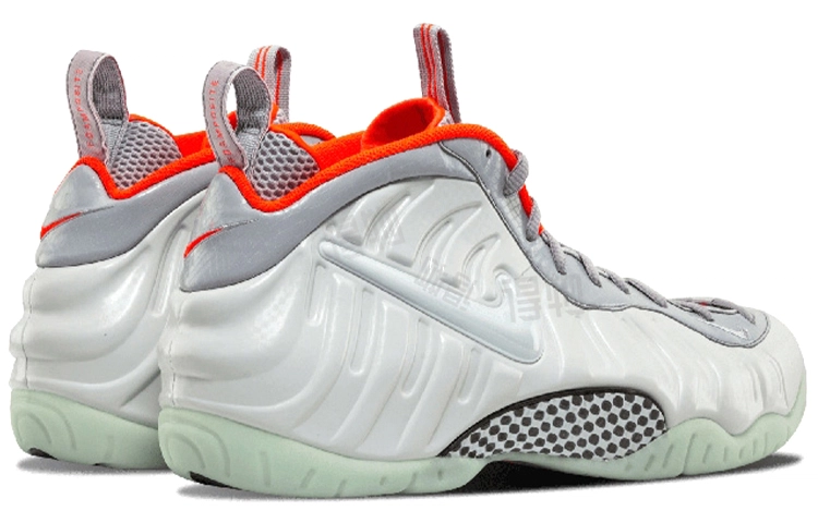 Nike Foamposite Pro pure platinum