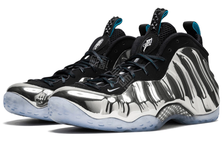 Nike Foamposite One Chromeposite