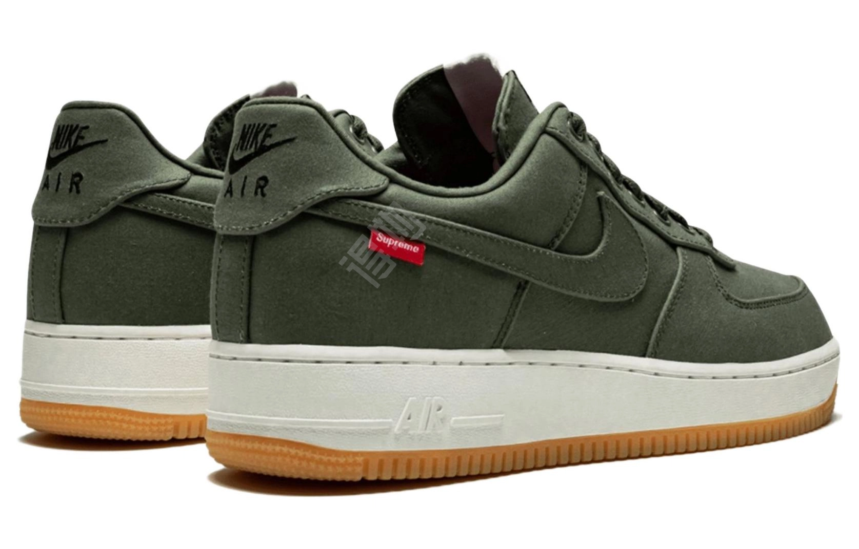Supreme x Nike Air Force 1 Low