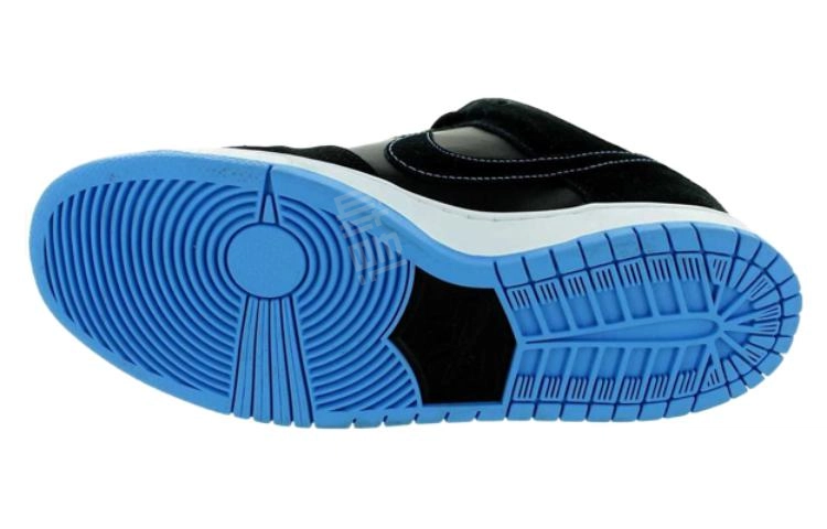 Nike Dunk SB "Sub Zero"