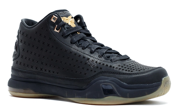 Nike Kobe 10 Mid EXT Black Metallic Gold