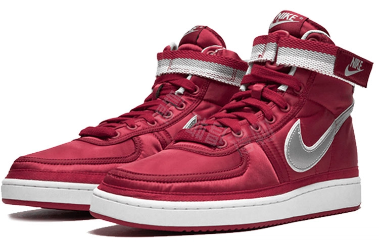 Nike Air Vandal HIGH SUPREME QS UNIVERSITY RED