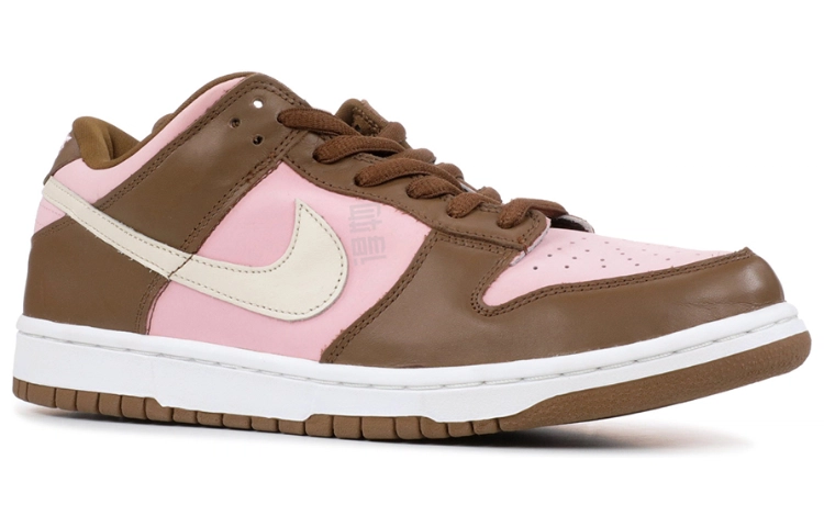 Nike Dunk SB Stussy Cherry