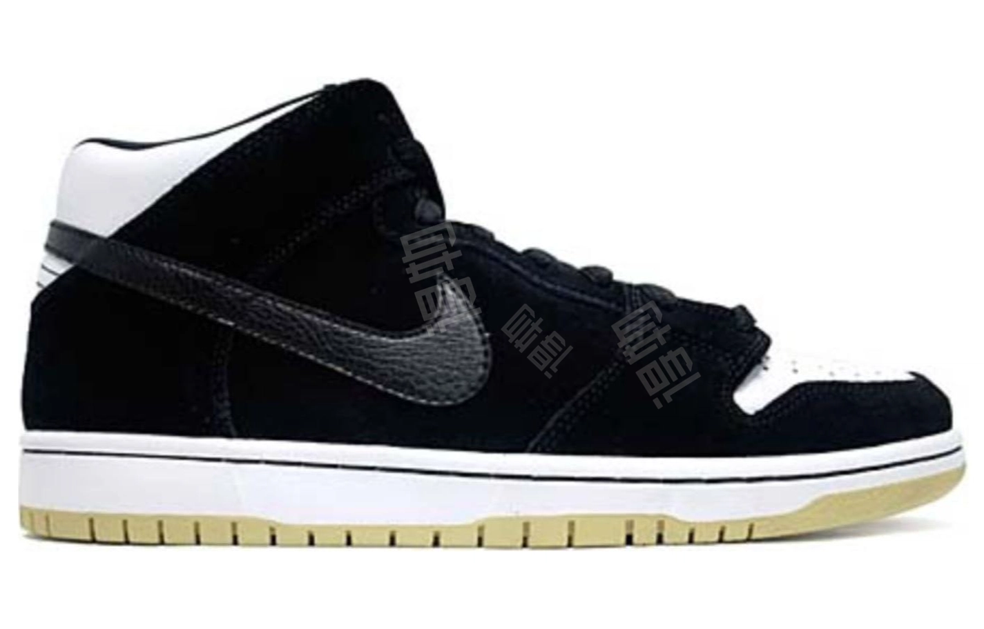Nike Dunk SB Black White Gum