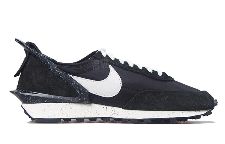 Nike Daybreak