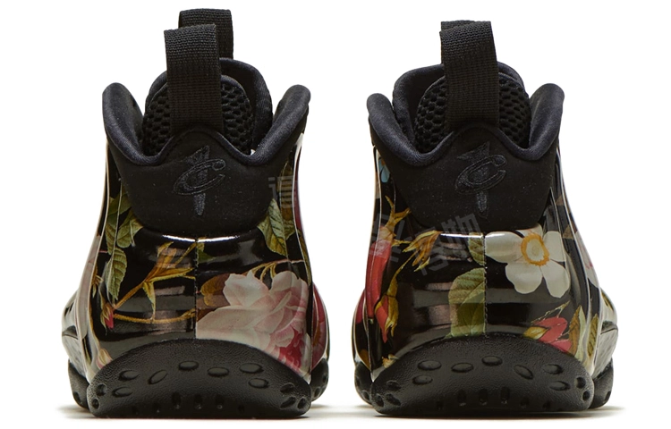 Nike Foamposite One floral