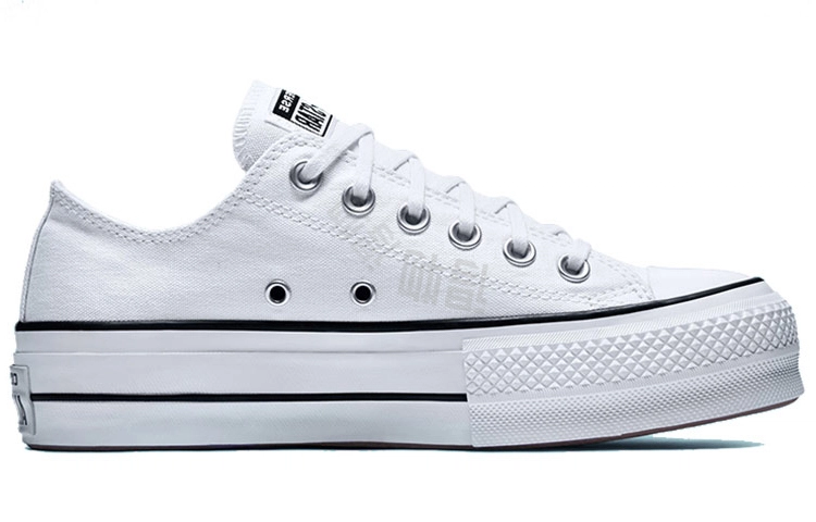 Converse Chuck Taylor All Star platform low top