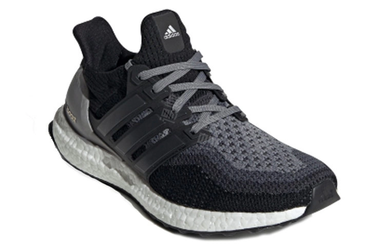 adidas ULTRA BOOST