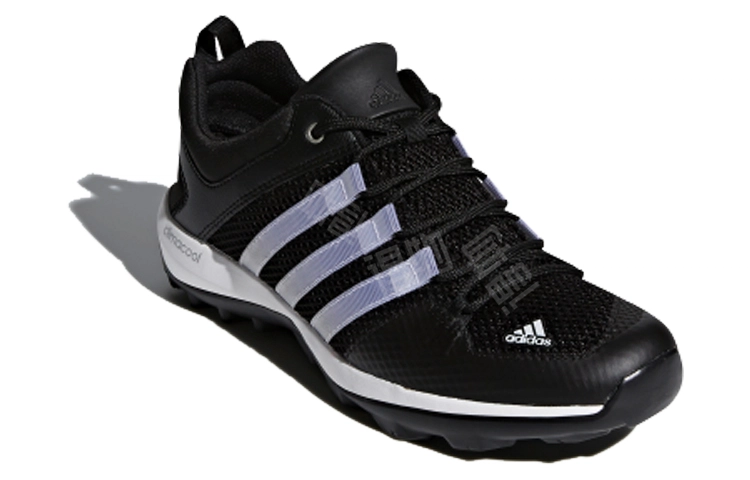 adidas Daroga Plus