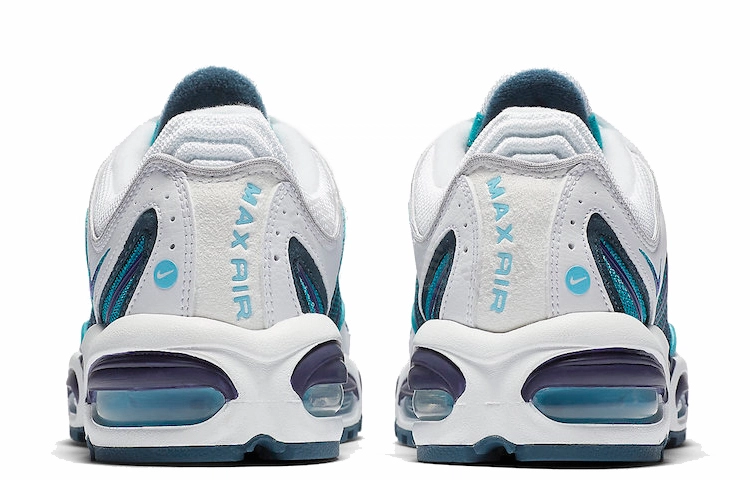 Nike Air Max Tailwind 4