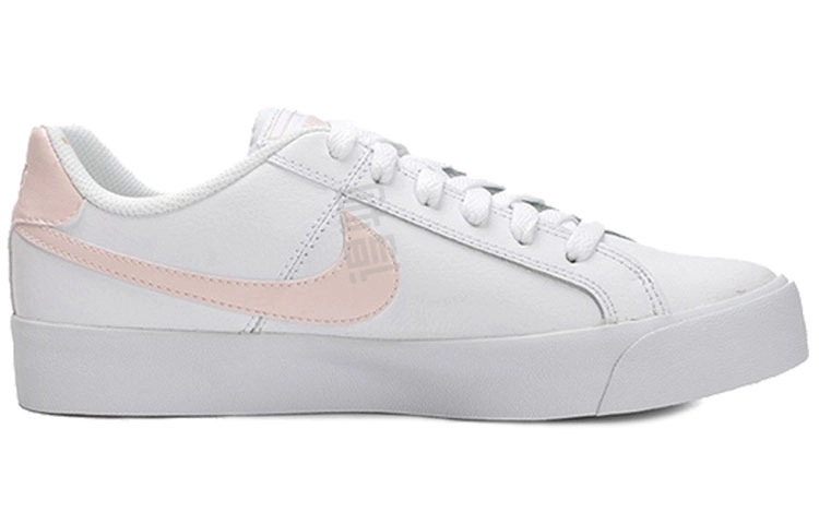 Nike Court Royale AC