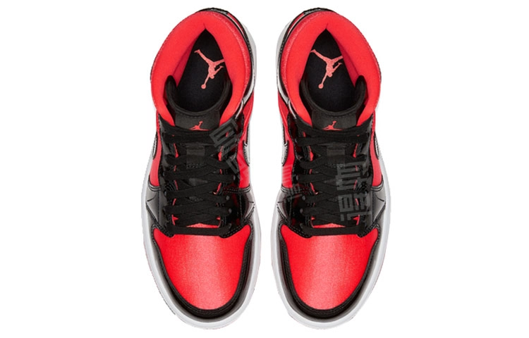 Jordan Air Jordan 1 Mid