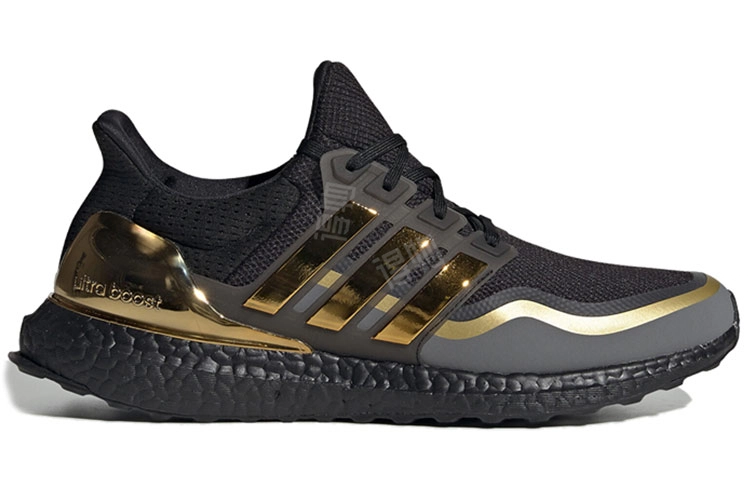 adidas Ultraboost 4.0