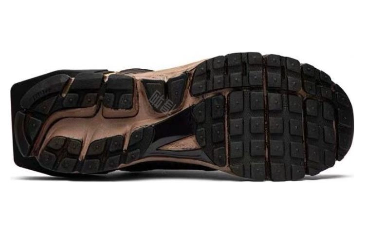 A-Cold-Wall* x Nike Zoom Vomero +5 acw