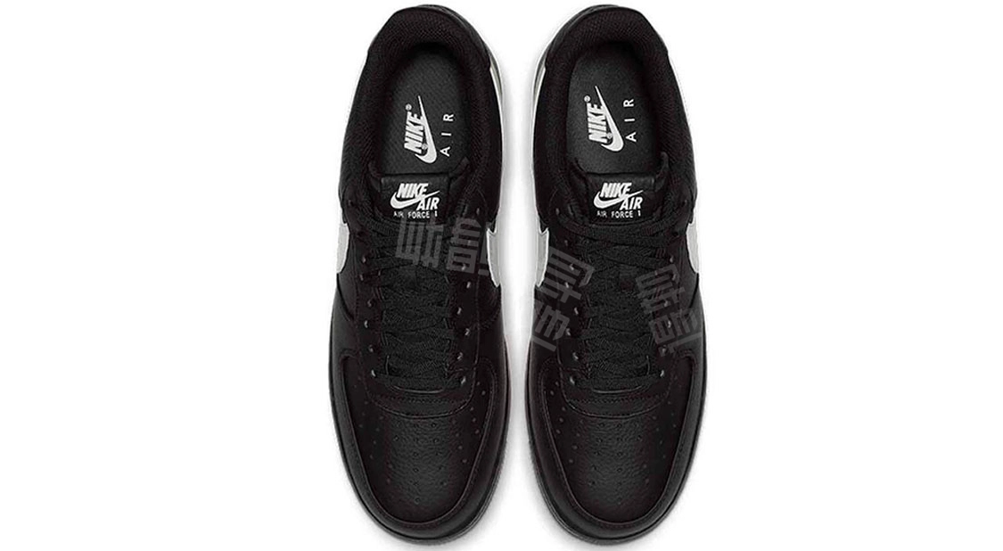 Nike Air Force 1 Big Swoosh