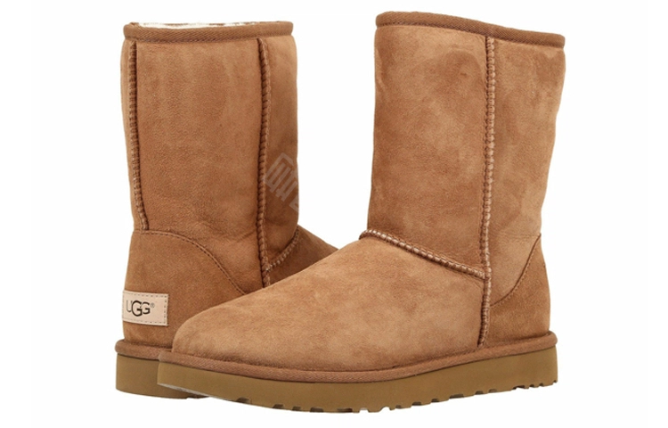 UGG CLASSIC SHORT