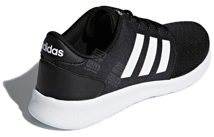 adidas neo Qt Racer