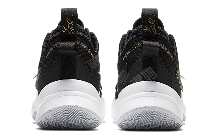 Jordan Why Not Zer0.3 Why Not "The Family"