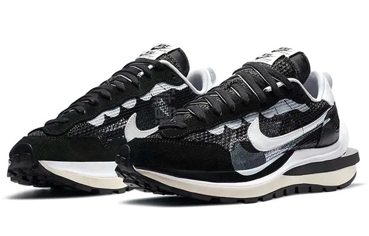 Sacai x Nike VaporWaffle black and white