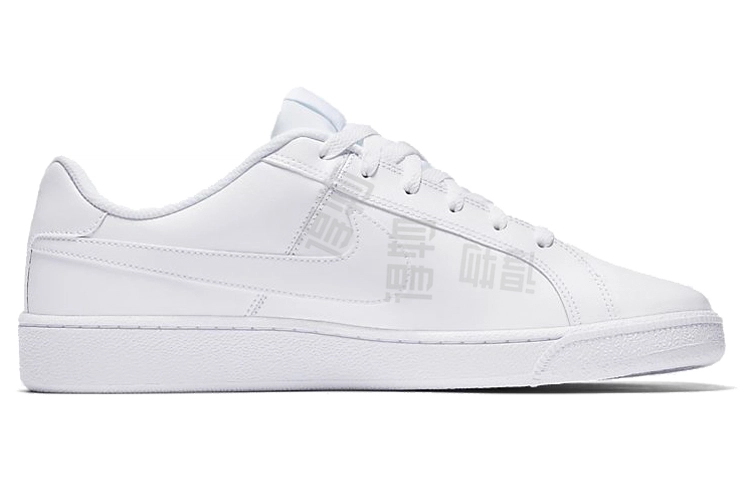 Nike Court Royale