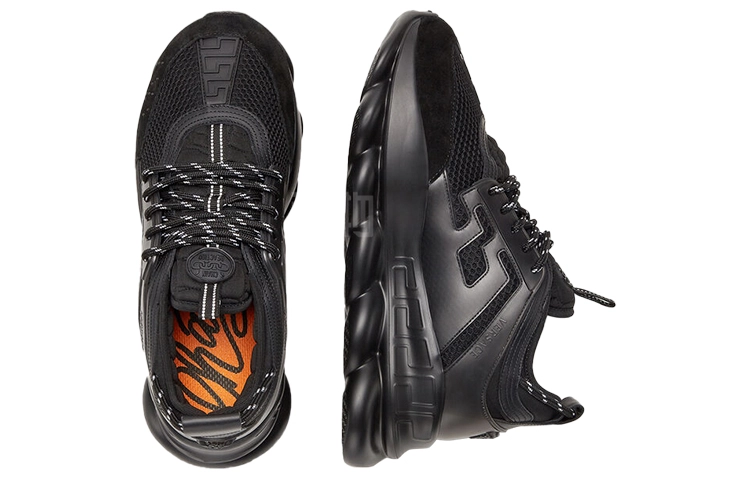 VERSACE Chain Reaction