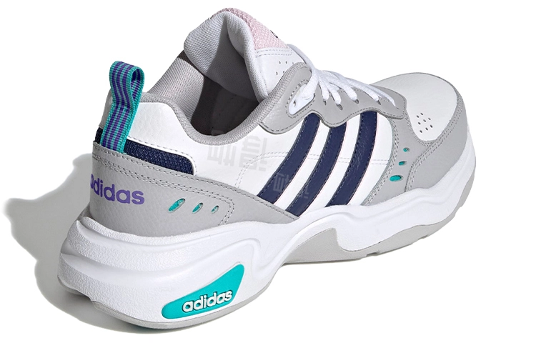 adidas neo Strutter
