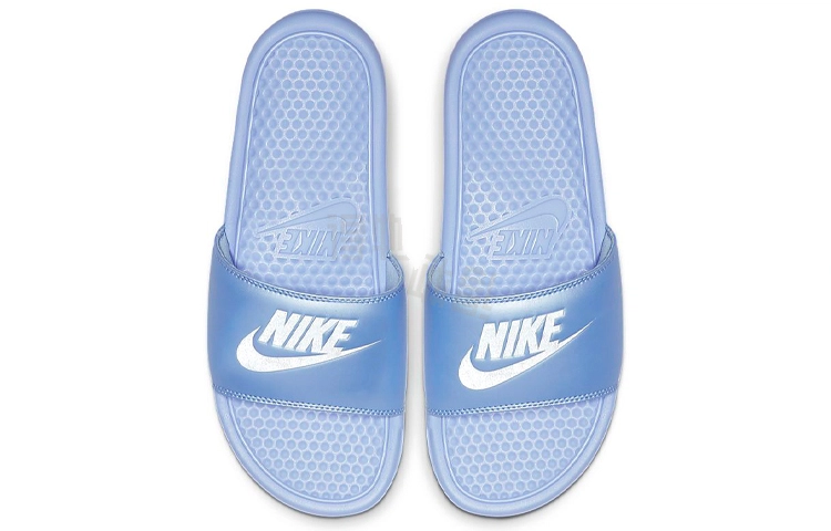 Nike Benassi