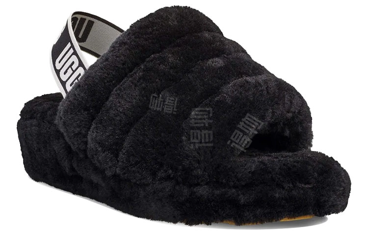 UGG FLUFF YEAH