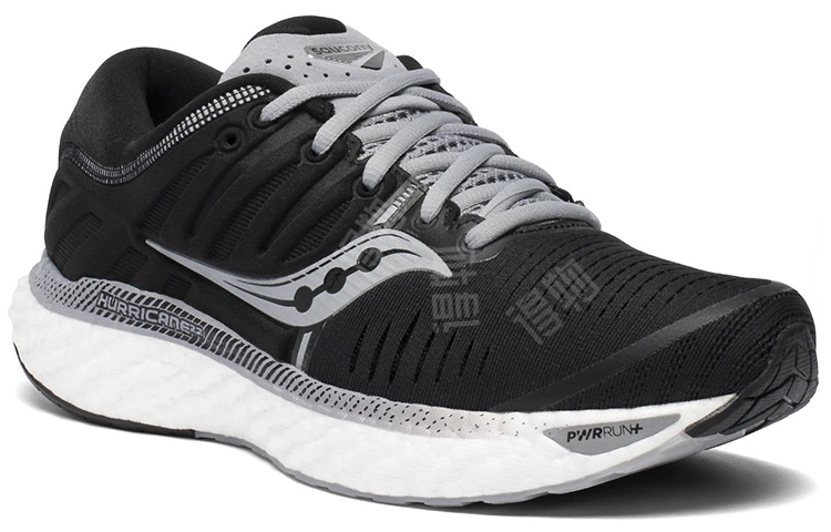 Saucony Hurricane 22