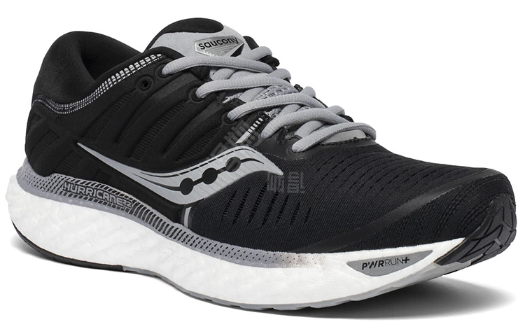 Saucony Hurricane 22