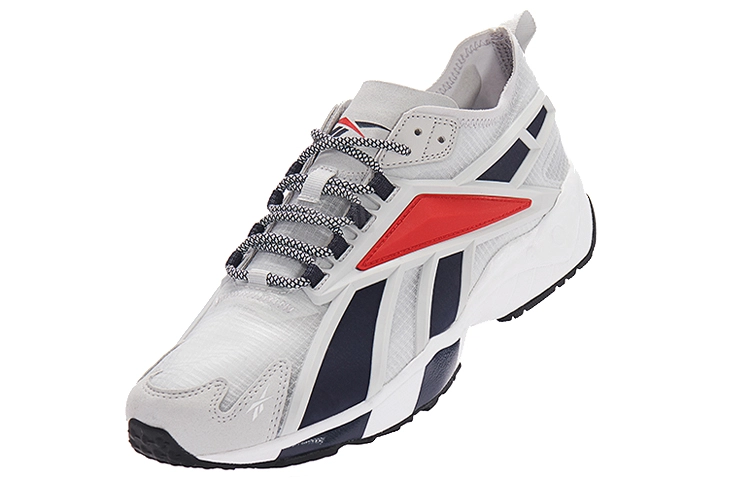 Reebok Intv 20