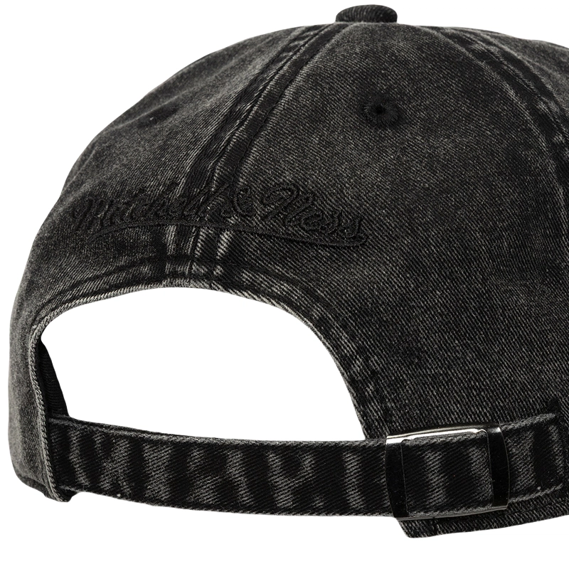 Mitchell Ness