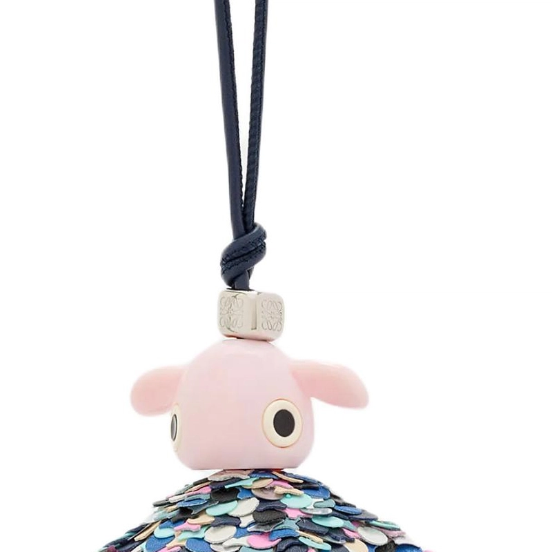 LOEWE Puzzle