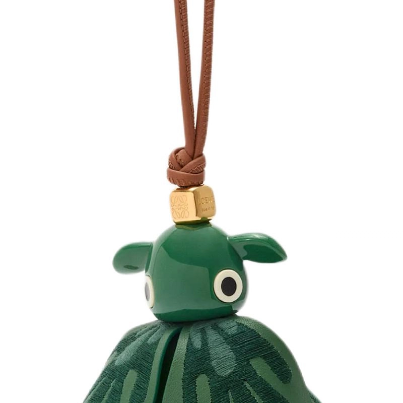 LOEWE Puzzle 2018