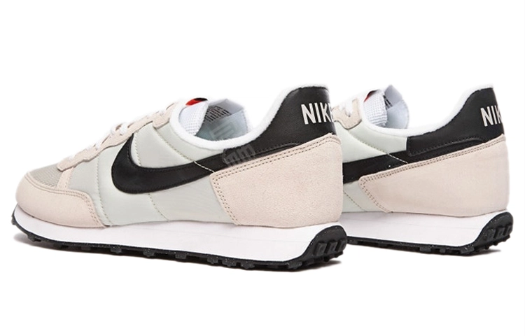 Nike Challenger OG